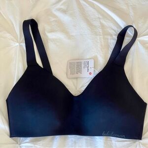 Lululemon Black Seamless Hold True Bra